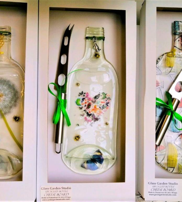 glass kitchen decoration